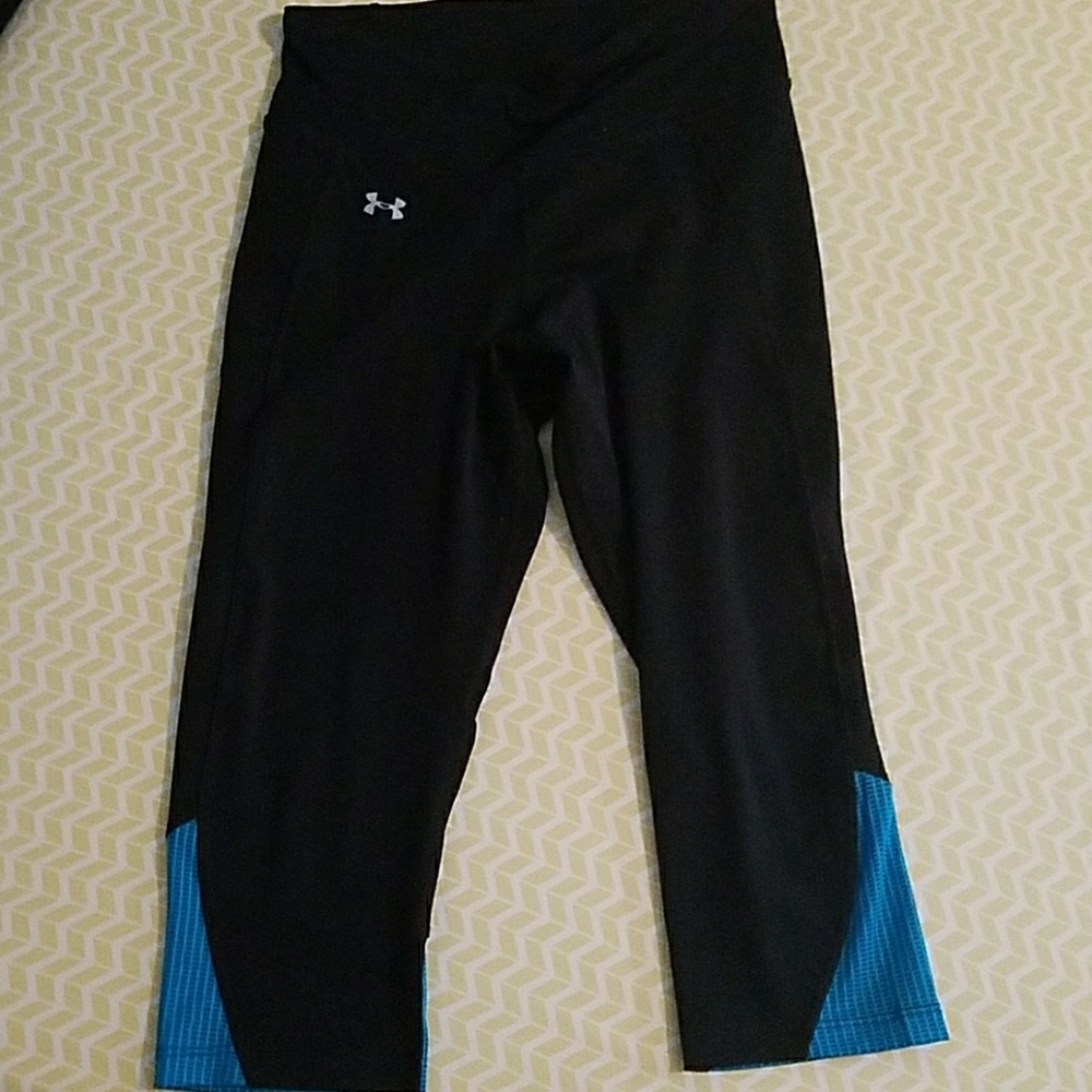 Under Armour running capris